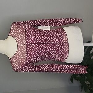 Kirious Burgundy Animal Print Sheer Sleeve Stretchy Crop Top Size M